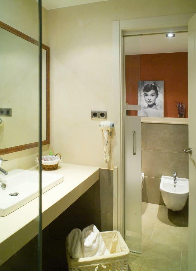 Hotel Calabria La Garriga Buitenkant foto